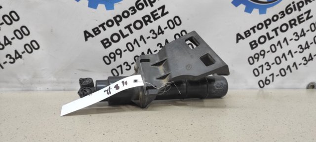 Форсунка омивача фари передньої, правої A1648600647 MERCEDES
