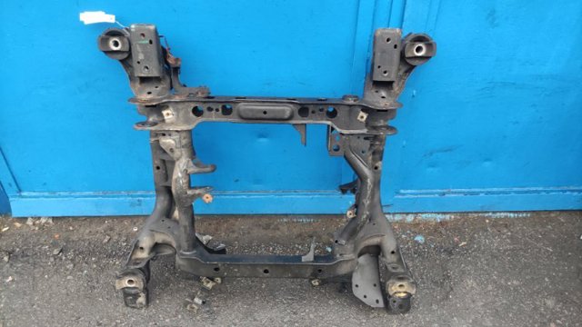 Підрамник передній A1663302200 MERCEDES