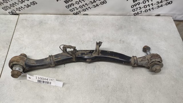 Балансир задній нижній A1663500306 MERCEDES