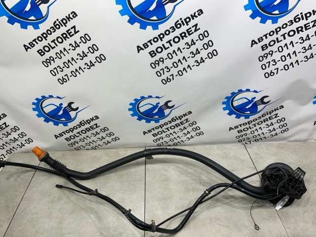 Шланг заливної горловини, паливного бака A166470052064 MERCEDES