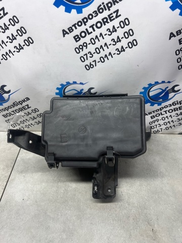 Корпус блоку запобіжників A1665400224 MERCEDES