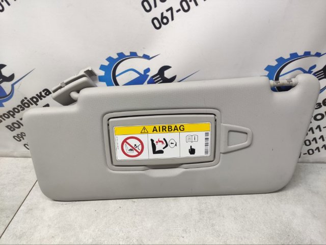 Козирок сонцезахисний автомобіля A1668100110 MERCEDES