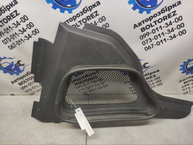 Водостік лобового скла, жабо A1668300113 MERCEDES