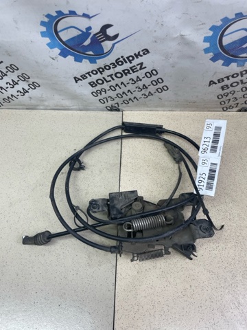 Трос замка капота A1698800259 MERCEDES