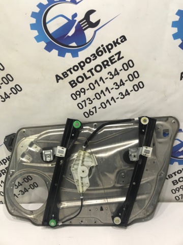 Склопідйомник з електродвигуном A2047202479 MERCEDES