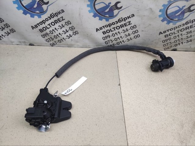 Замок багажника A2047500485 MERCEDES