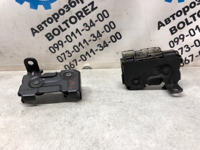Замок капота A2048800260 MERCEDES