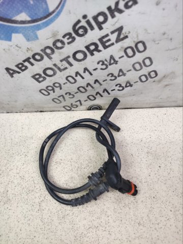 Передній датчик ABS A2049057900 MERCEDES