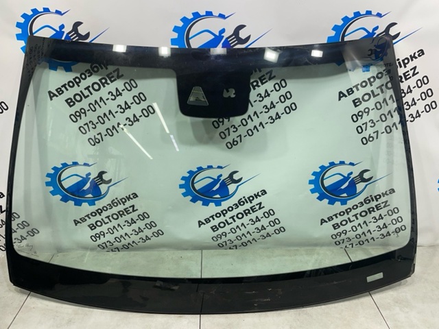 Скло лобове A2056709000 MERCEDES
