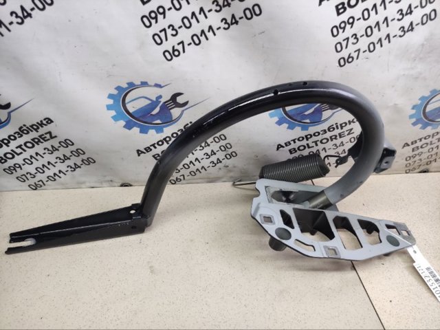 Петля кришки багажника A2057500428 MERCEDES
