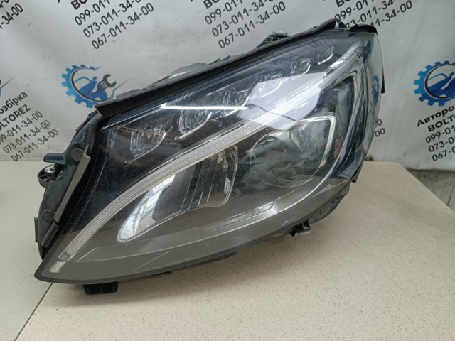 Фара правая A2059067603 MERCEDES