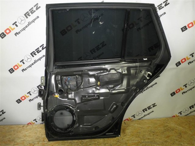 Двері задні в зборі A2117300405 MERCEDES