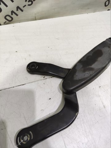 Ричаг склоочисника Mercedes E