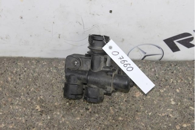 Кран обігрівача A2118320584 MERCEDES