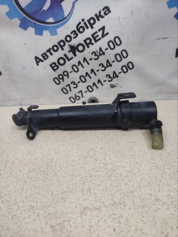 Форсунка омивача фари передньої, лівою A2118600547 MERCEDES