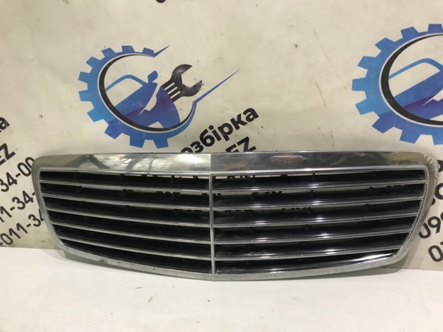 Решітка A21188005839040 MERCEDES