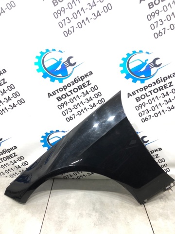 Ліве переднє крило A2128801118 MERCEDES