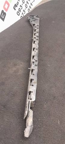 Направляюча заднього бампера, права A2128850863 MERCEDES