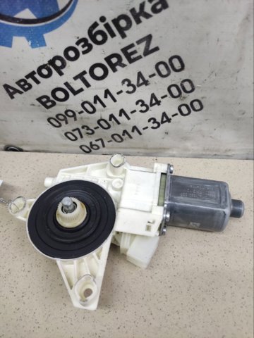 Мотор склопідйомника дверей передніх, лівих A2129066802 MERCEDES