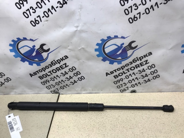 Опора капота права A2139800264 MERCEDES