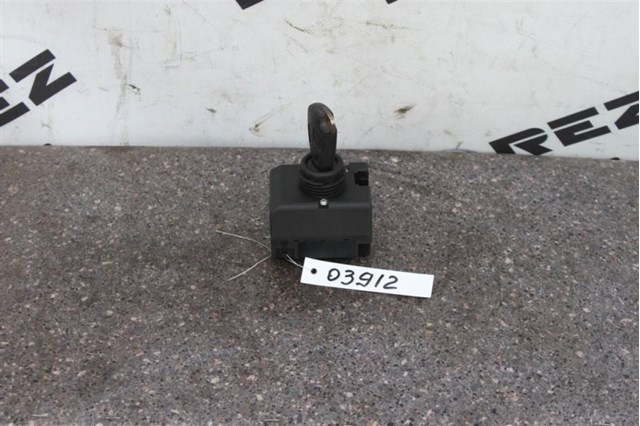 Комутатор A2205450908 MERCEDES