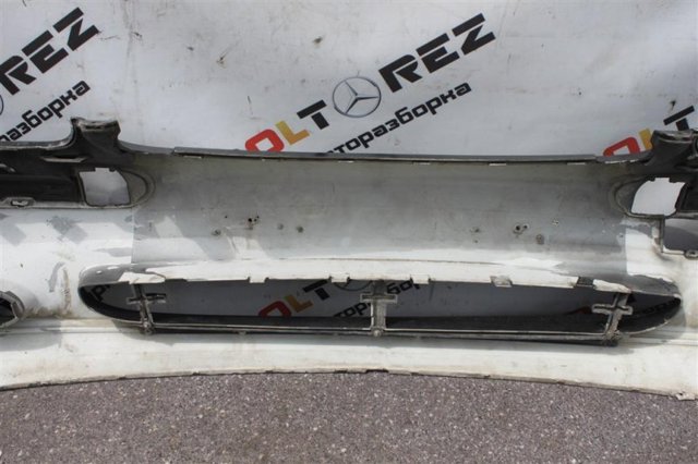 Бампер передній в зборі A2208800340 MERCEDES