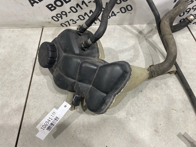 Розширювальний бачок охолодження A2215000349 MERCEDES