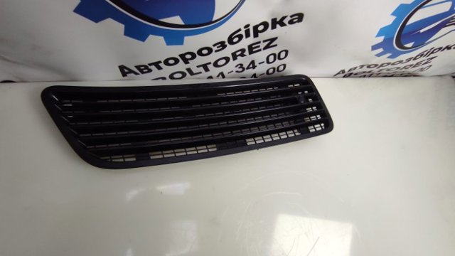 Решітка під лобове скло A2218800205 MERCEDES