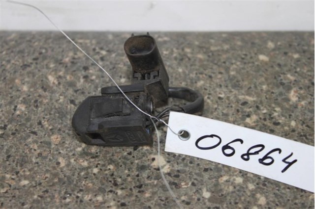 Форсунка омивача лобового скла A2308600347 MERCEDES