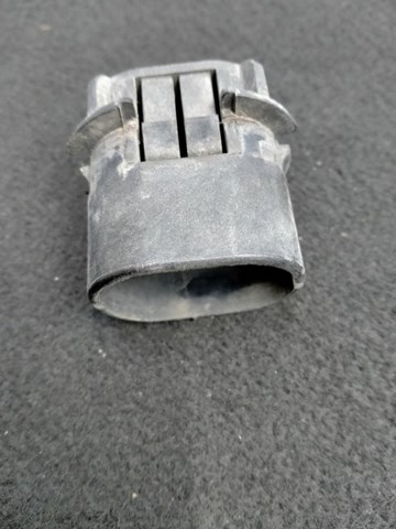 Подушка радіатора охолодження, верхня A2515040214 MERCEDES