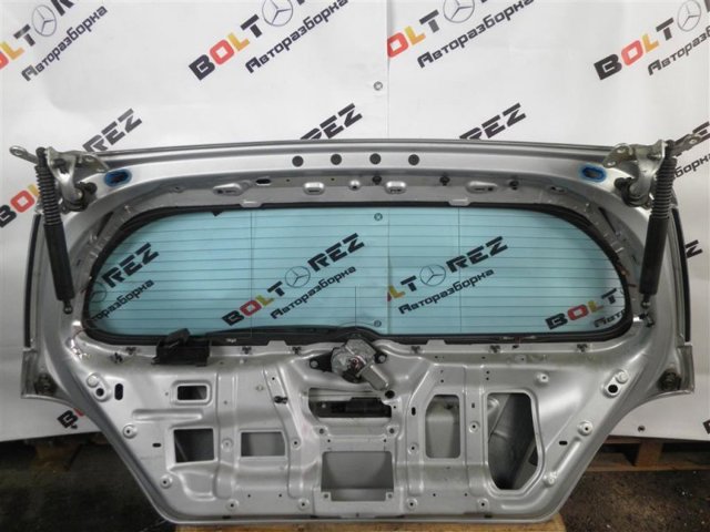 Двигун склоочисника заднього скла A2518200042 MERCEDES