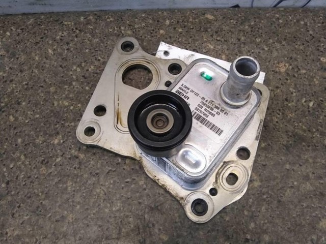 Масляний радіатор охолодження рідини АКПП A2711880301 MERCEDES