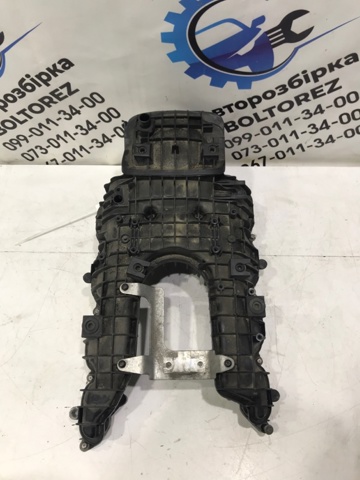 Колектор впускний A2780980807 MERCEDES