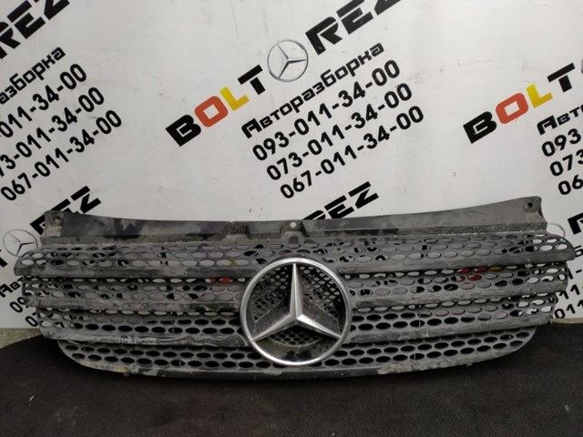 Решітка радіатора A6398800185 MERCEDES
