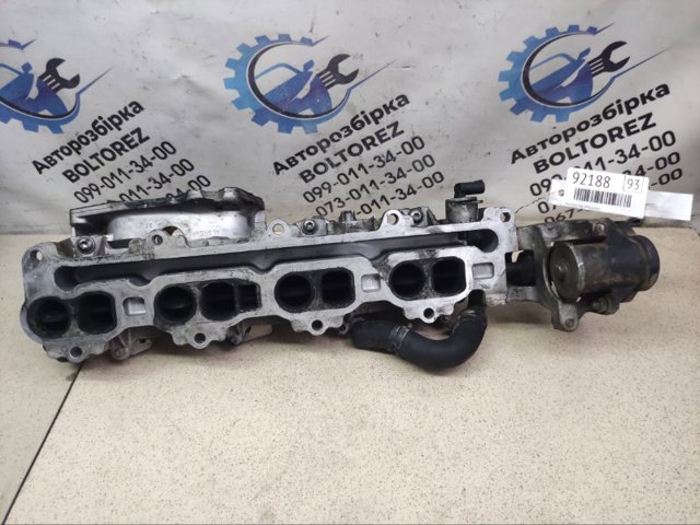 Колектор впускний A6400901137 MERCEDES