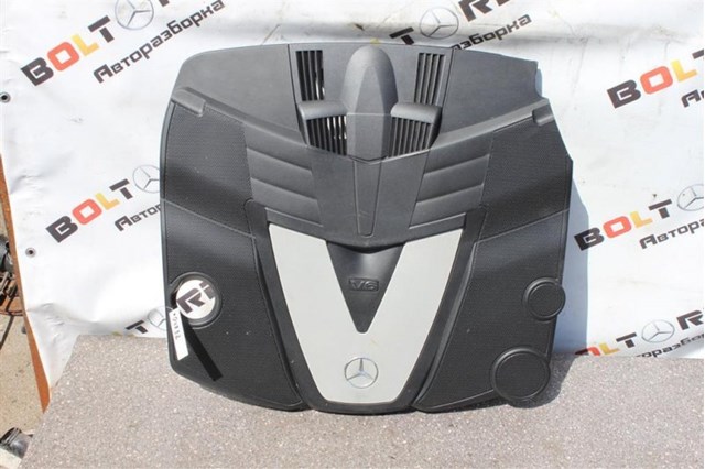 Кришка двигуна декоративна A6420101767 MERCEDES