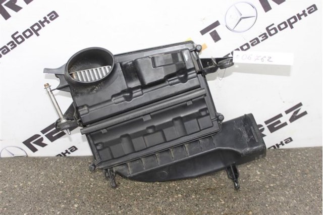 Корпус повітряного фільтра, лівий A6420902101 MERCEDES