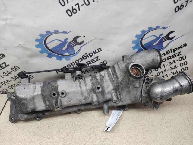 Колектор впускний, правий A6420907737 MERCEDES