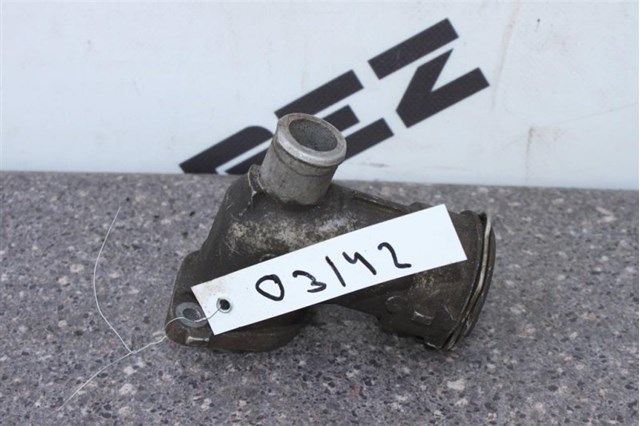 Водяний патрубок A6422000056 MERCEDES