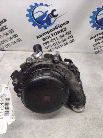Помпа водяна, (насос) охолодження A6512000501 MERCEDES