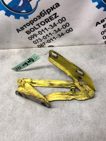 Завіс капота, правий A9067500121 MERCEDES