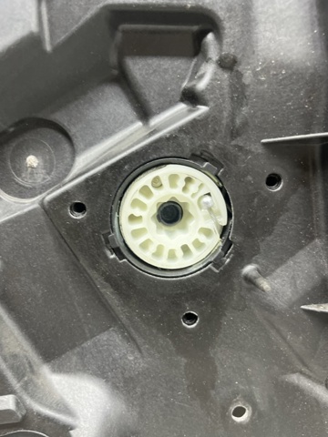 Механізм стеклопідйомника водійських дверей BP4K59590A MAZDA