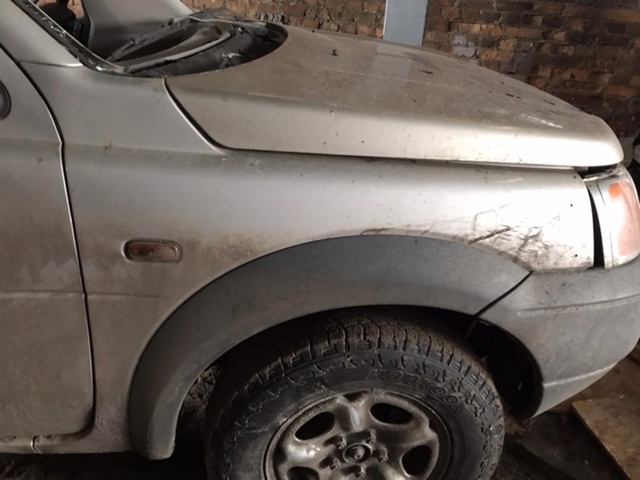 Молдинг арки крила переднього, правий DGP101001LDA LAND ROVER