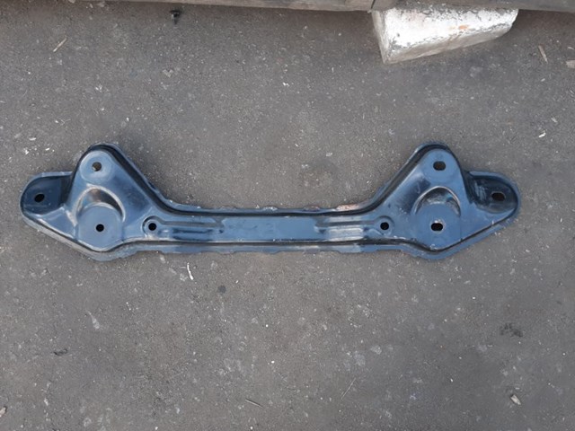 Підрамник передньої підвіски EG2134H90 MAZDA