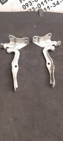 Завіса капота ліва EG2152420B MAZDA