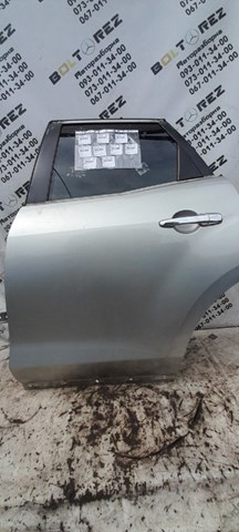 Двері задні EGY17302XL MAZDA