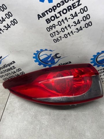 Стоп задній GHK151160B MAZDA