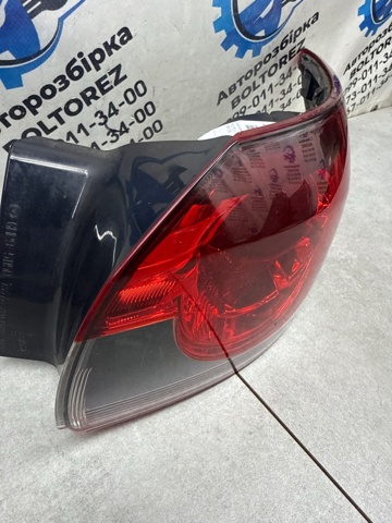 Стоп задній GHP951150A MAZDA