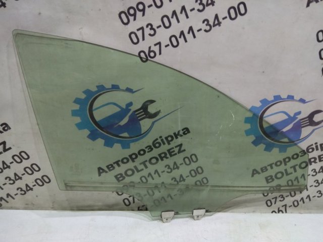 Скло пасажирських дверей GHP958510B MAZDA