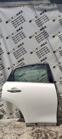 Двері задні в зборі HBA0M1BAMA NISSAN